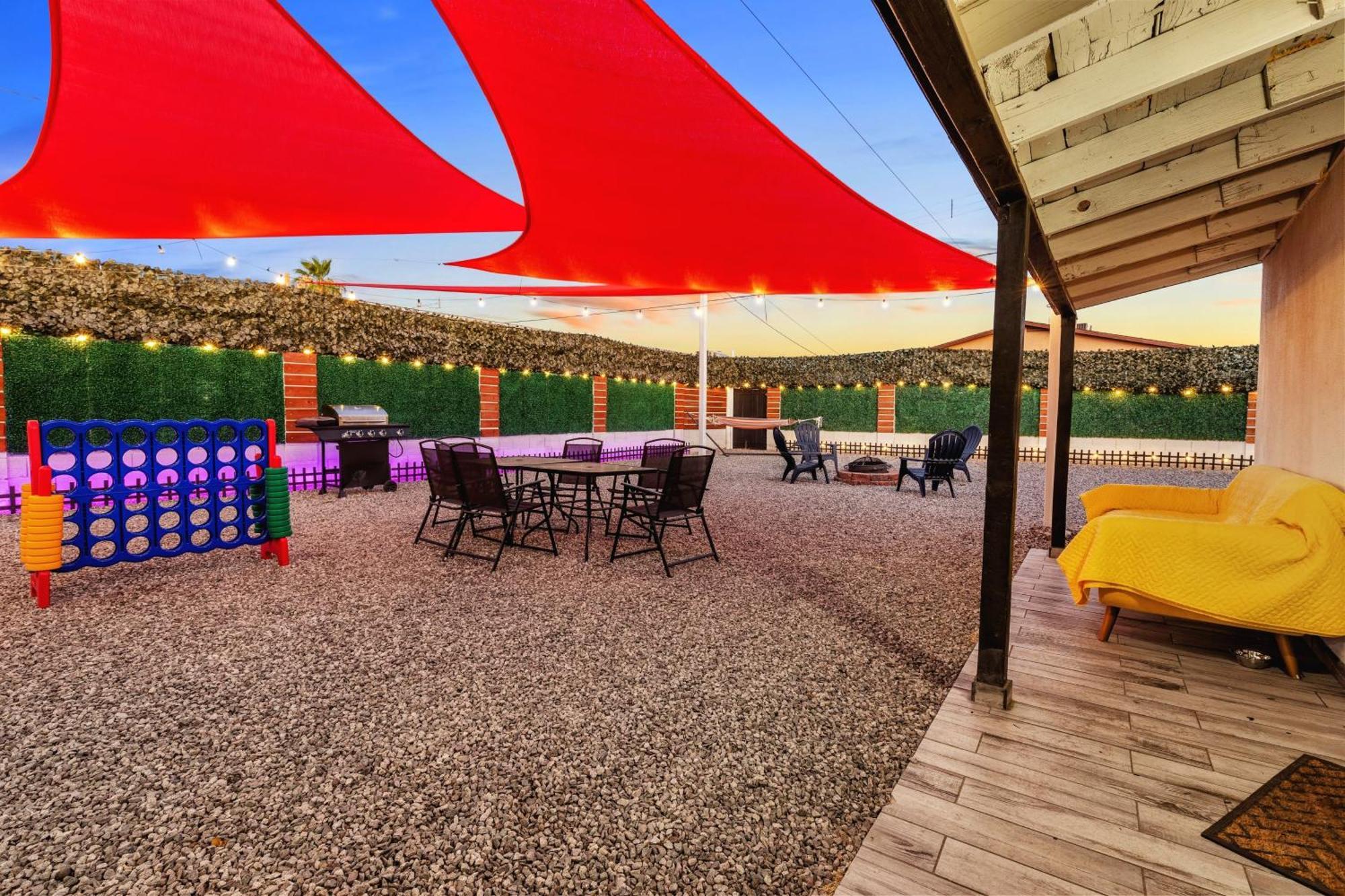 Phoenix Retreat - 2 Bedroom Home With King-Size Bed - 3 Smart Tvs - 10 Min From Airp - Unit A Esterno foto